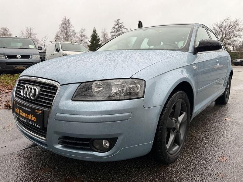 Blau Gebraucht 2006 Audi A3 Ambiente Limousine | 4.900 € (Guter Preis) - Bild 1/4
