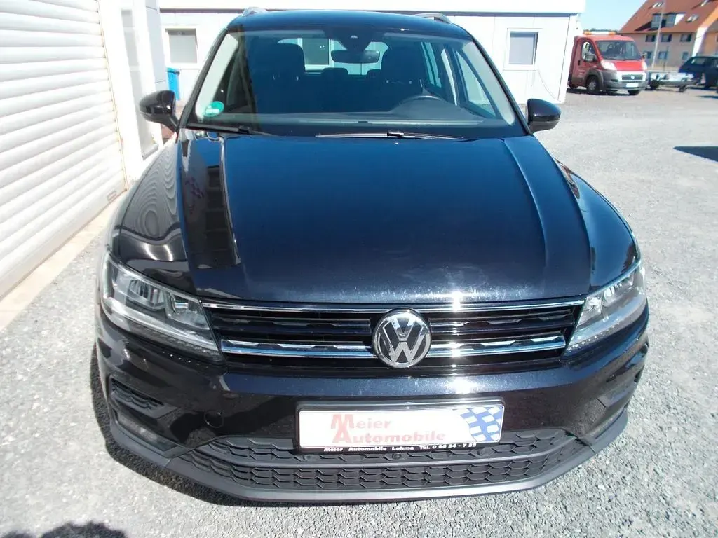 Gebraucht VW Tiguan Business 150 PS (110 kW) 2020 Schwarz SUV