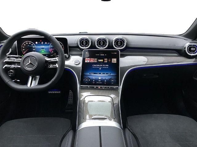 Gebraucht Mercedes C300 AMG line 258 PS (189 kW) 2024