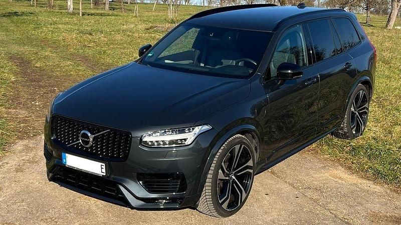 Grau Gebraucht 2021 Volvo XC90 R-Design SUV | 41.999 € (Superpreis) - Bild 1/4