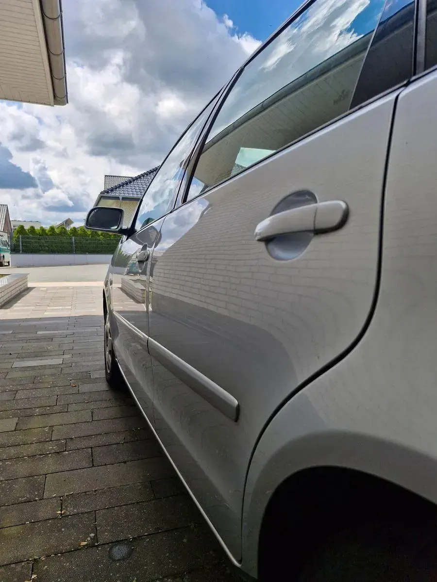 Gebraucht VW Polo Basis 64 PS (47 kW) 2003 Grau Limousine