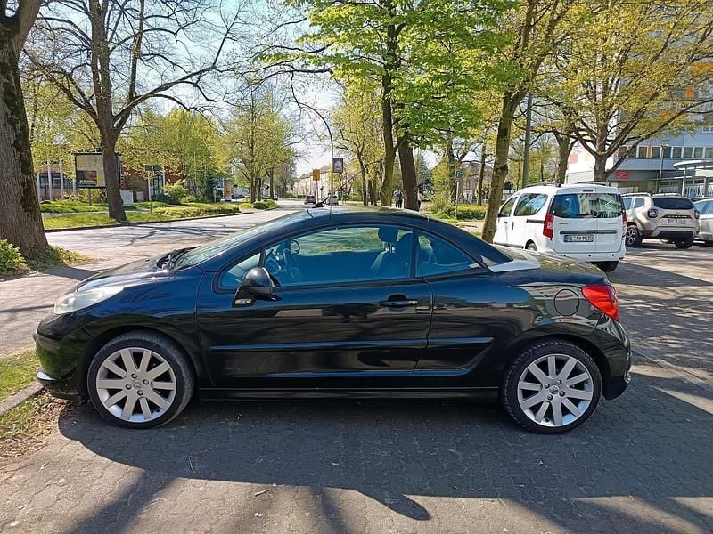 Schwarz Gebraucht 2009 Peugeot 207 CC Cabrio | 1.450 € - Bild 1/4