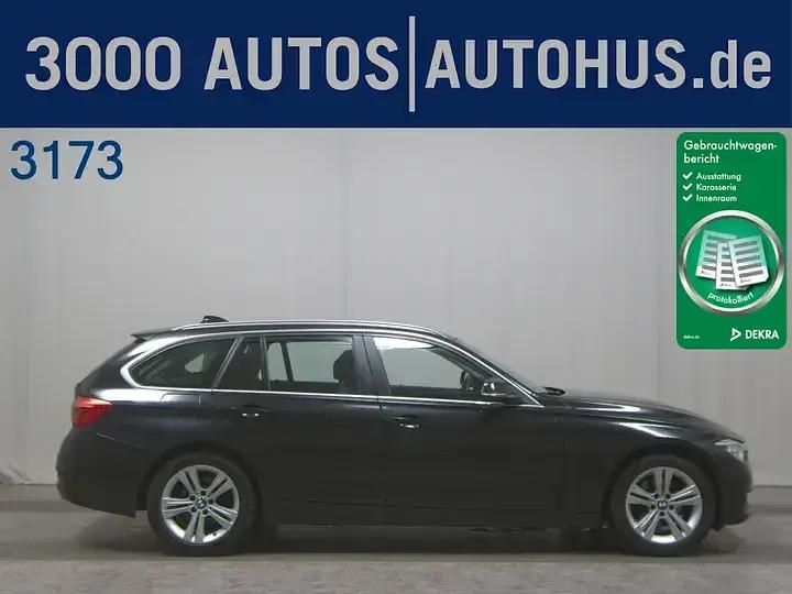 Mineralgrau metallic (grau) Gebraucht 2019 BMW 318 Sport Line Limousine | 17.250 € (Etwas zu teuer) - Bild 1/3