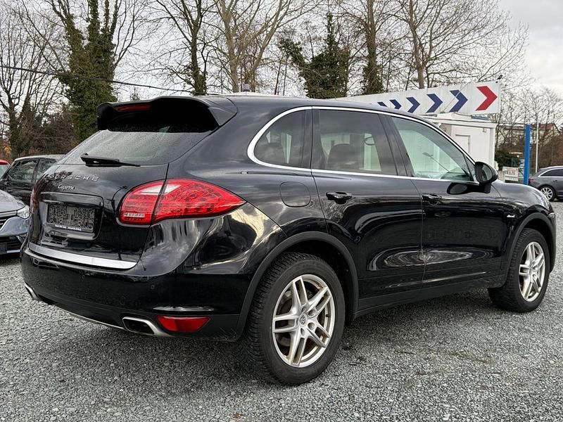 Gebraucht Porsche Cayenne 239 PS (175 kW) 2010 Schwarz SUV