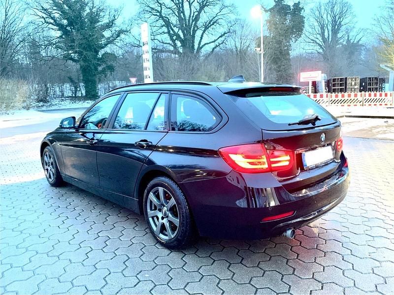 Gebraucht BMW 320 184 PS (135 kW) 2012 Schwarz Kombi