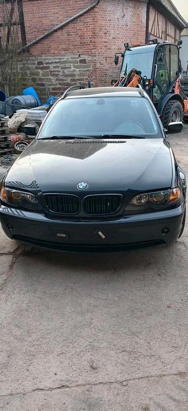 Usata BMW 320 150 CV (110 kW) 2003 Nero Station wagon