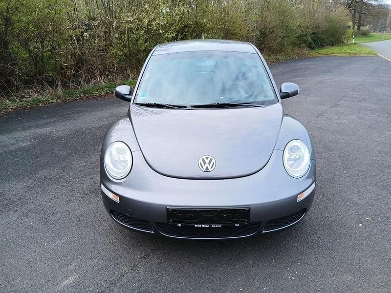 Gebraucht VW New Beetle 75 PS (55 kW) 2006 Grau Kleinwagen