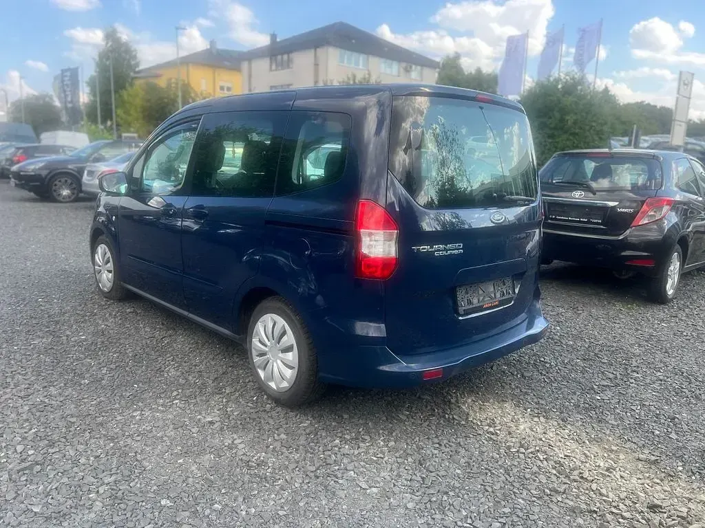 Gebraucht Ford Tourneo Courier 101 PS (74 kW) 2019 Blau Van / Kleinbus