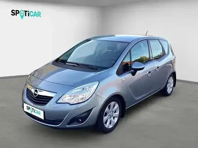 Używany Opel Meriva Active 120 KM (88 kW) 2013 Minivan