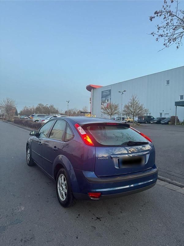 Gebraucht Ford Focus 101 PS (74 kW) 2007 Blau Limousine