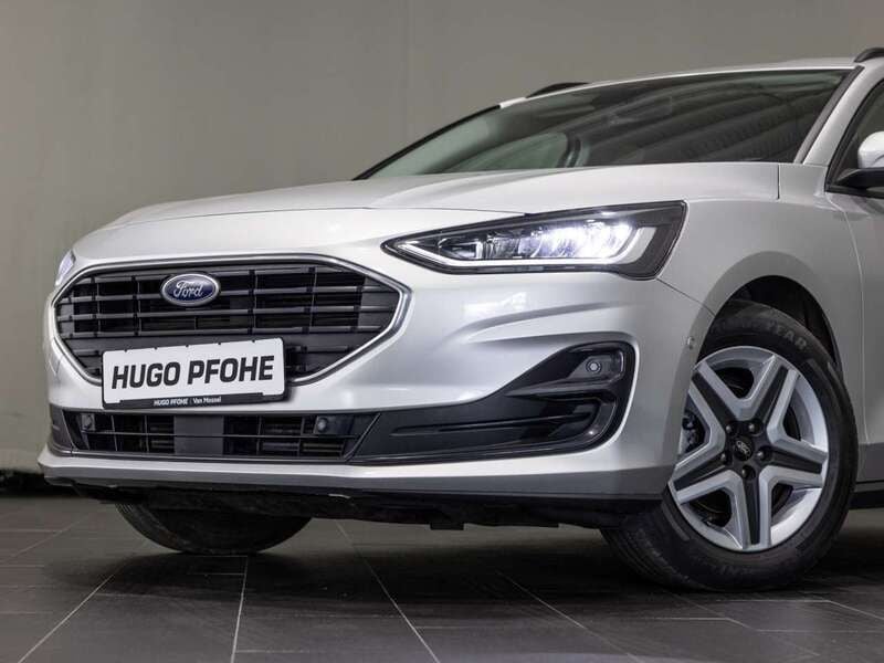 Gebraucht Ford Focus 101 PS (74 kW) 2022 Polar silber metallic Kombi