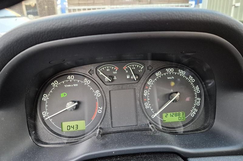 Gebraucht Skoda Octavia 75 PS (55 kW) 2009 Weiß Kombi