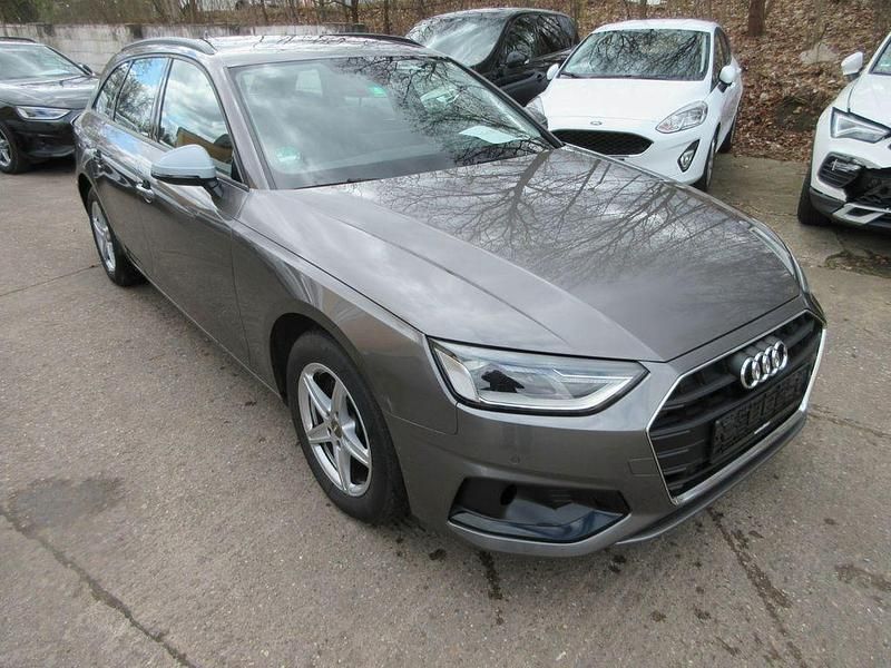 Gebraucht Audi A4 136 PS (100 kW) 2020 Grau Kombi