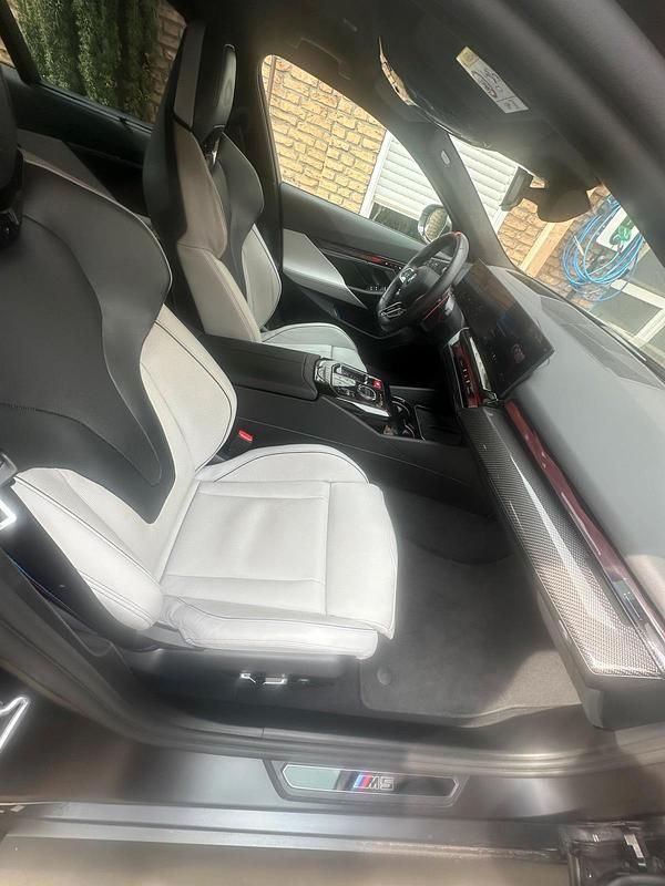 Gebraucht BMW M5 Comfort Edition 727 PS (534 kW) 2024 Grau Limousine