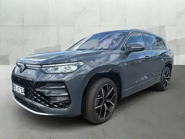 Usata VW Tayron R-line 193 CV (141 kW) 2025 Grigio SUV