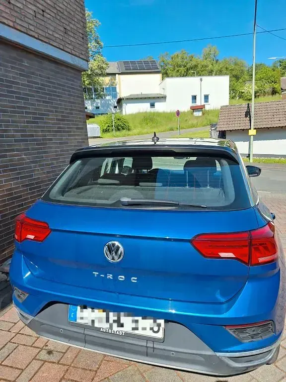 Używany VW T-Roc Style 150 KM (110 kW) 2018 Niebieski SUV