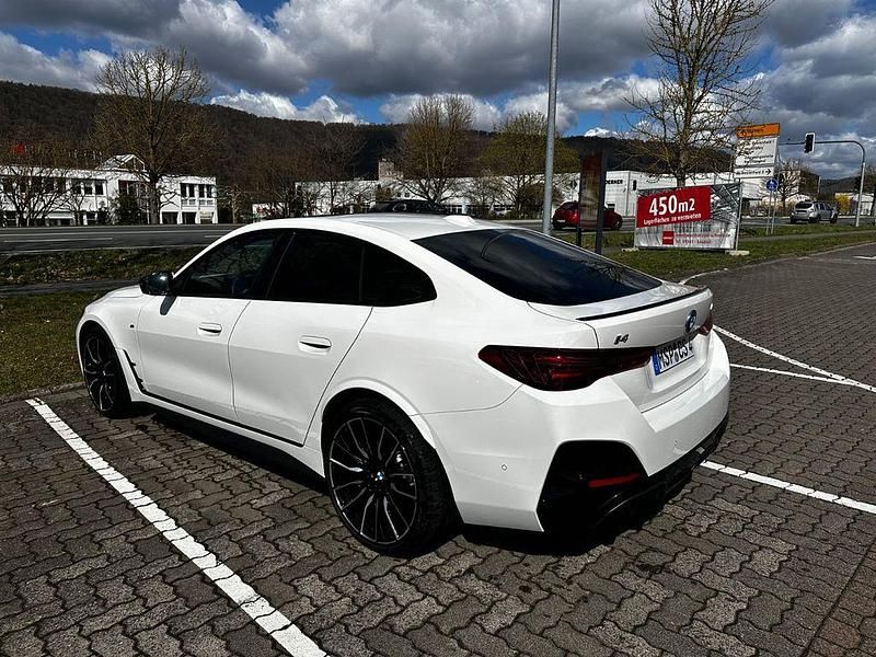 Gebraucht BMW i4 Performance 442 kW (601 PS) 2025 Weiß Limousine