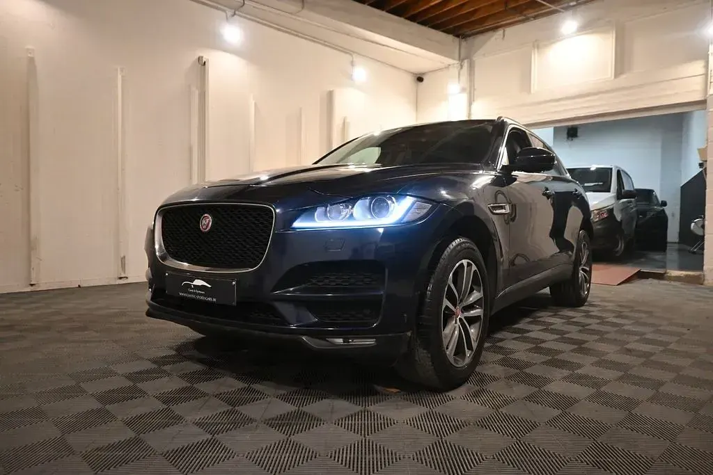 Gebraucht Jaguar F-Pace R-Sport 179 PS (131 kW) 2017 Blau SUV