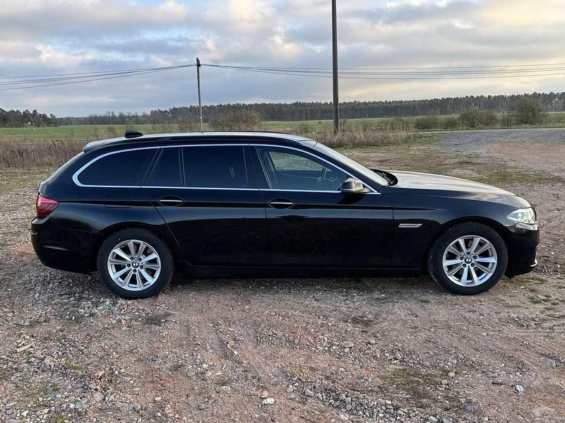 Gebraucht BMW 520 190 PS (139 kW) 2016 Schwarz Kombi