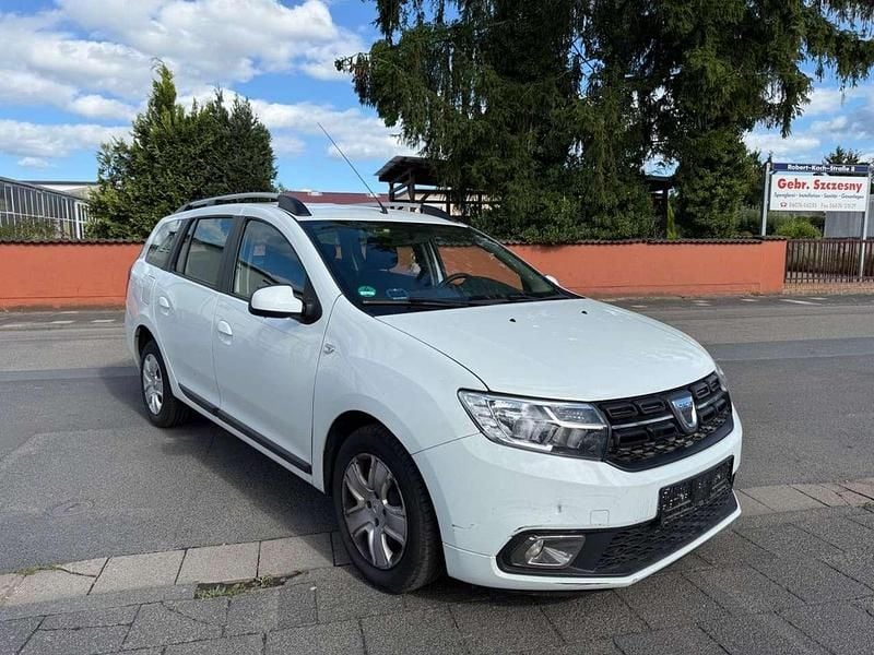 Weiß Gebraucht 2016 Dacia Logan MCV Comfort Kombi | 4.990 € (Superpreis) - Bild 1/4