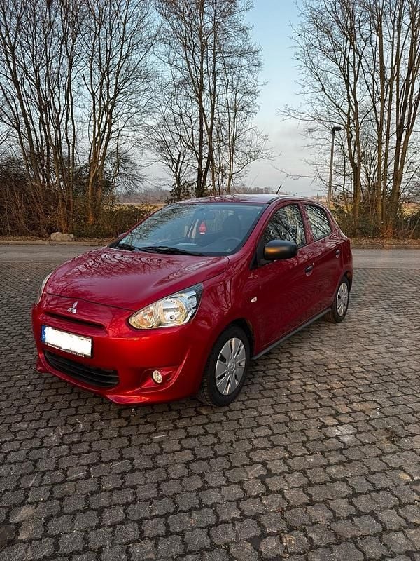 Rot Gebraucht 2016 Mitsubishi Space Star Kleinwagen | 5.999 € (Fairer Preis) - Bild 1/4