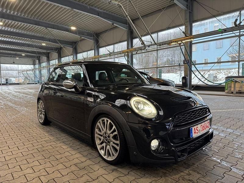 Second-hand Mini John Cooper Works 170 CP (125 kW) 2017 Negru Hatchback