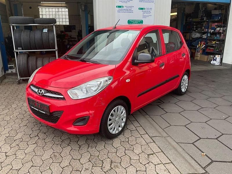 Rot Gebraucht 2011 Hyundai i10 Edition Kleinwagen | 3.300 € (Fairer Preis) - Bild 1/4