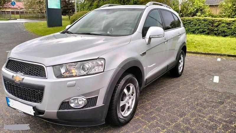 Gebraucht Chevrolet Captiva LTZ 185 PS (136 kW) 2013 Silber SUV
