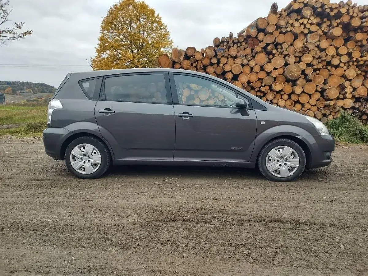 Gebraucht Toyota Corolla Verso 136 PS (100 kW) 2008 Grau Van / Kleinbus