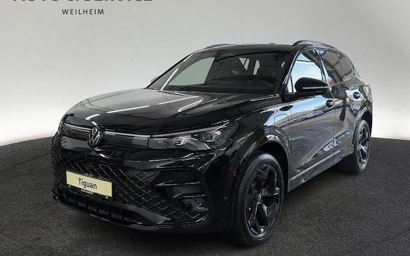 Schwarz Neu 2026 VW Tiguan R-line SUV | 70.390 € - Bild 1/4