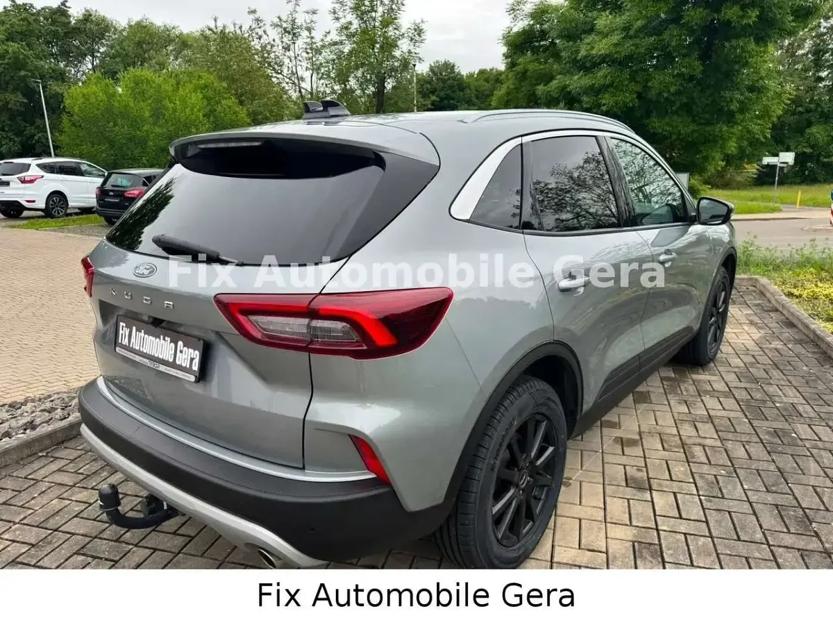 Gebraucht Ford Kuga Titanium 186 PS (136 kW) 2024 Grau SUV