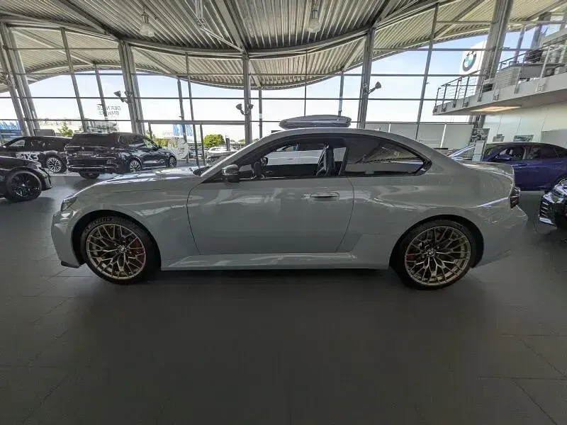 Nuova BMW M2 Performance 530 CV (389 kW) 2026 Grigio Coupé