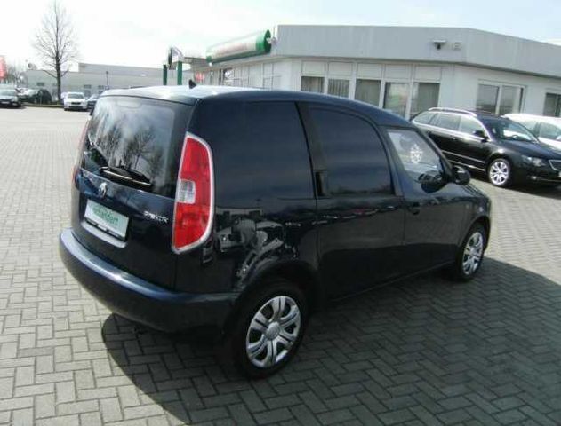 Gebraucht Skoda Roomster 69 PS (50 kW) 2012 Blau Van / Kleinbus