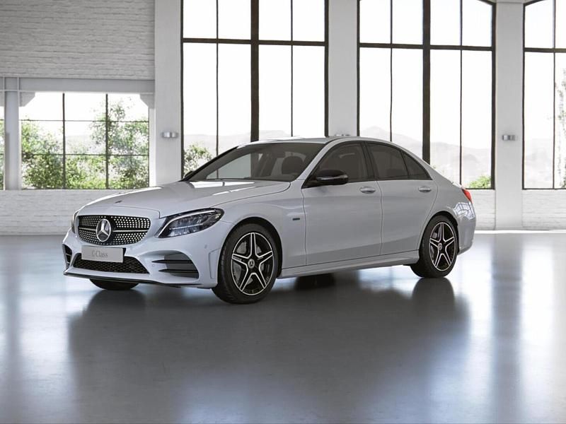 Polarweiss Gebraucht 2020 Mercedes C300e AMG Limousine | 28.288 € - Bild 1/4
