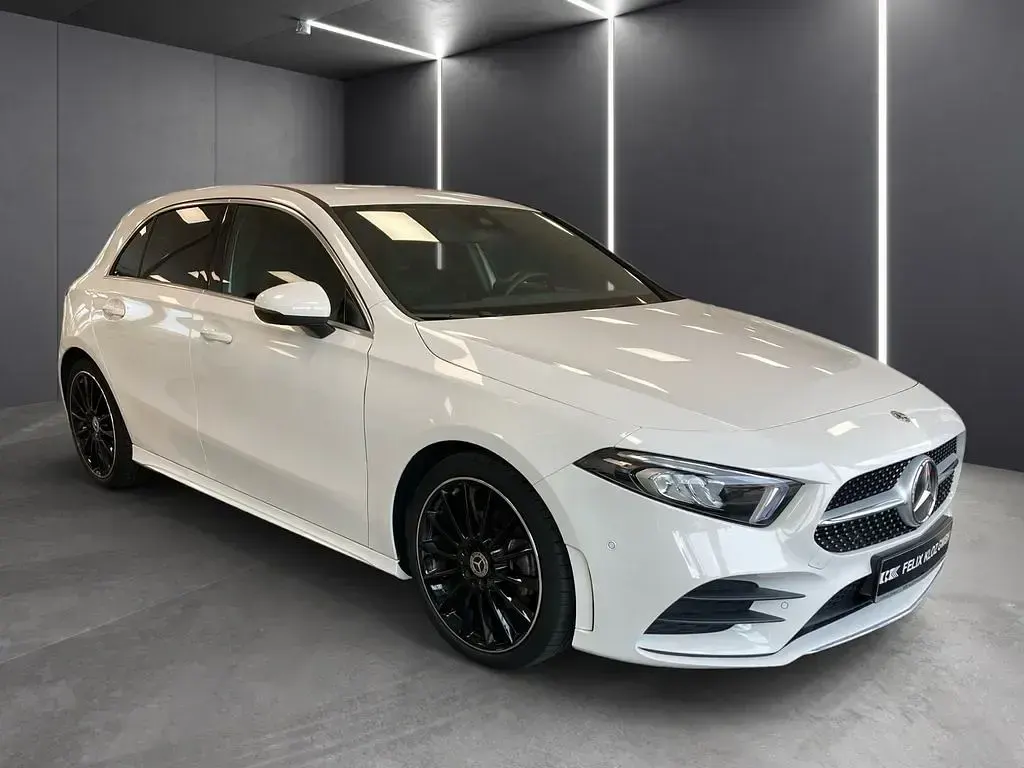 Gebraucht Mercedes A200 AMG 163 PS (119 kW) 2022 Weiß Limousine