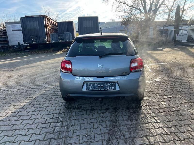 Gebraucht Citroën DS3 Sport Chic 156 PS (114 kW) 2010 Grau Kleinwagen