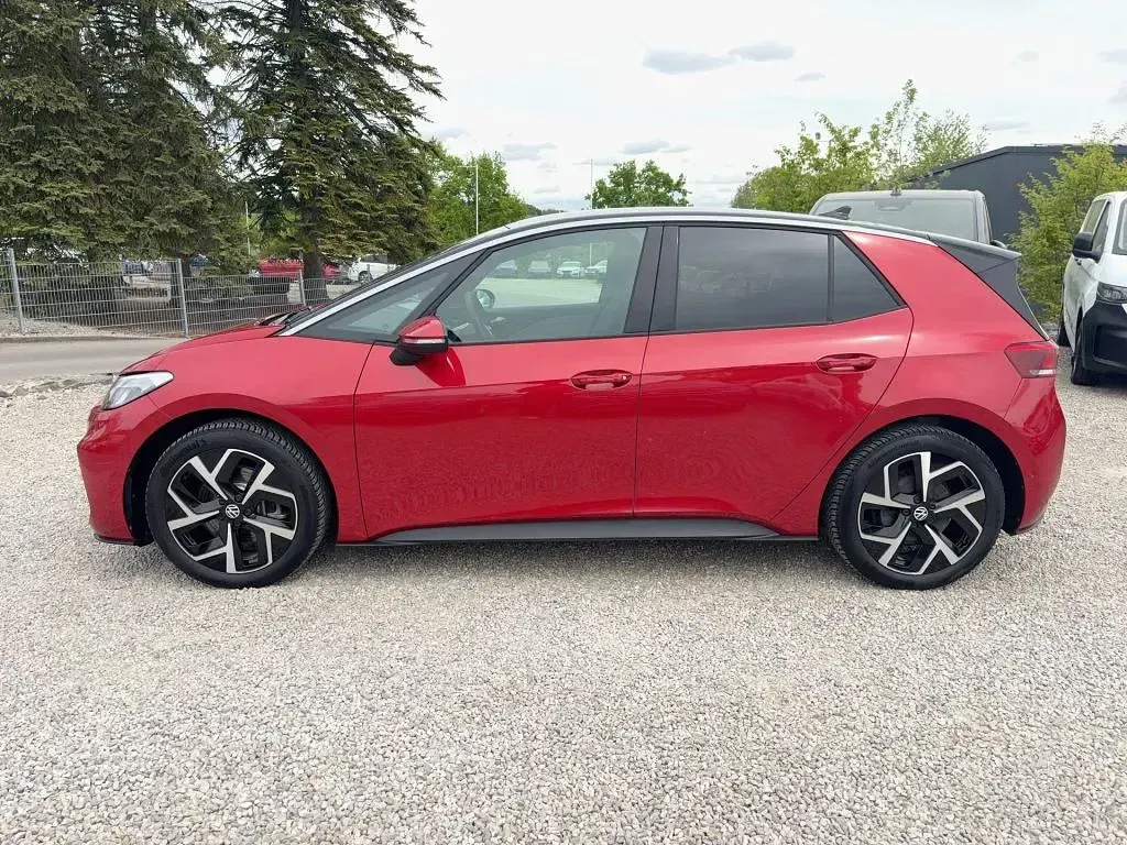 Gebraucht VW ID.3 Pro 150 kW (204 PS) 2024 Kings red Kleinwagen