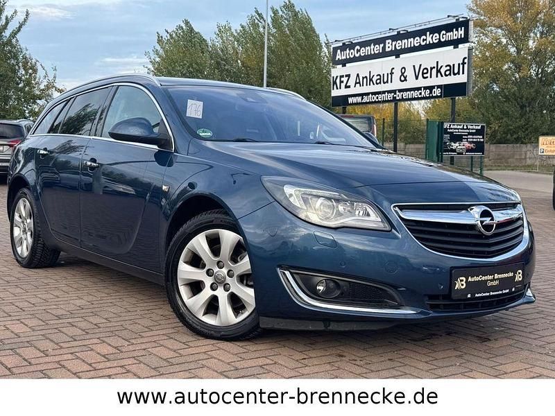 Blau Gebraucht 2016 Opel Insignia Innovation Kombi | 13.950 € (Teuer) - Bild 1/4