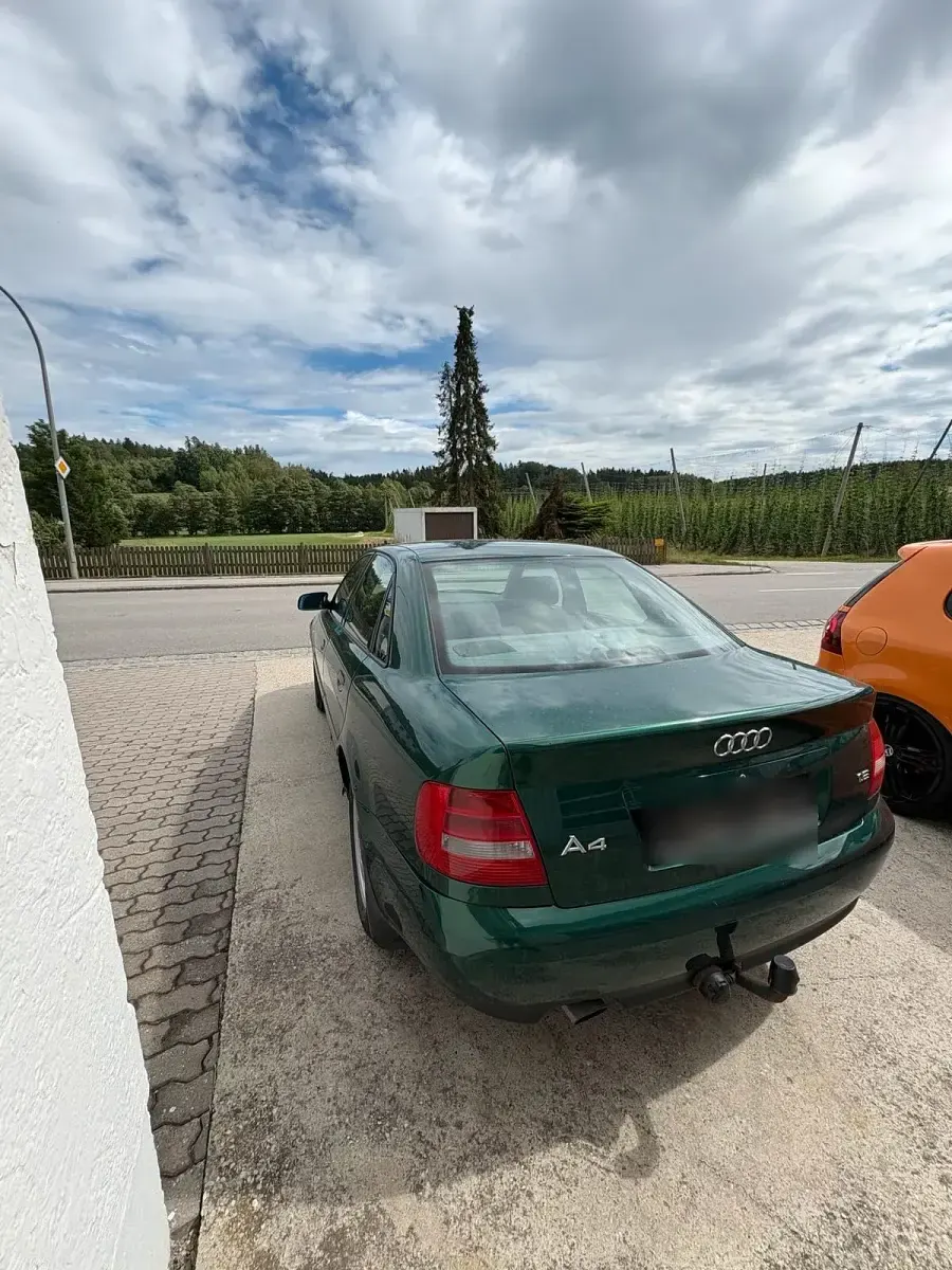 Gebraucht Audi A4 101 PS (74 kW) 1999 Limousine