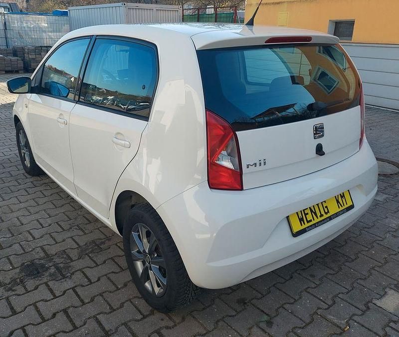 Gebraucht Seat Mii I-Tech 60 PS (44 kW) 2014 Weiß Kleinwagen