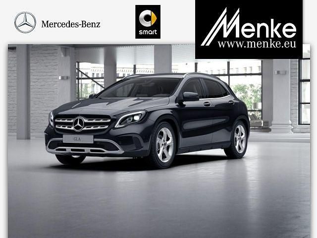 Schwarz Gebraucht 2018 Mercedes GLA200 SUV | 19.980 € (Fairer Preis) - Bild 1/4
