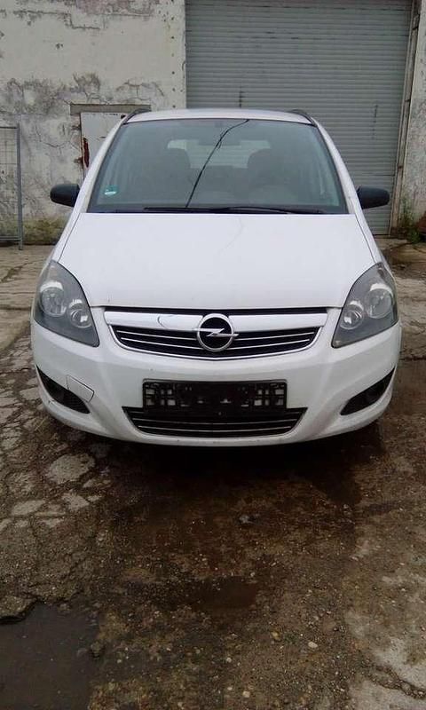 Gebraucht Opel Zafira Edition 110 PS (80 kW) 2009 Weiß Van / Kleinbus