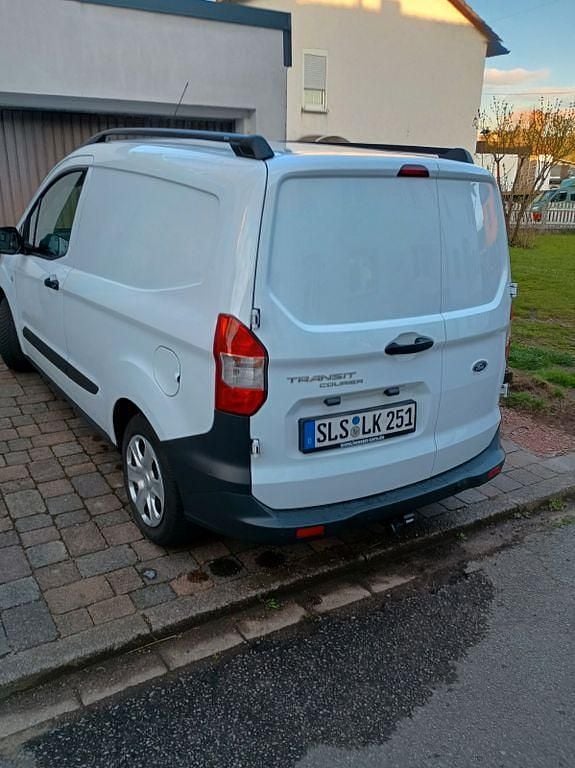 Gebraucht Ford Transit 75 PS (55 kW) 2023 Weiß Limousine