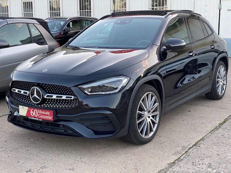 Gebraucht Mercedes GLA220 AMG 190 PS (139 kW) 2023 Schwarz SUV