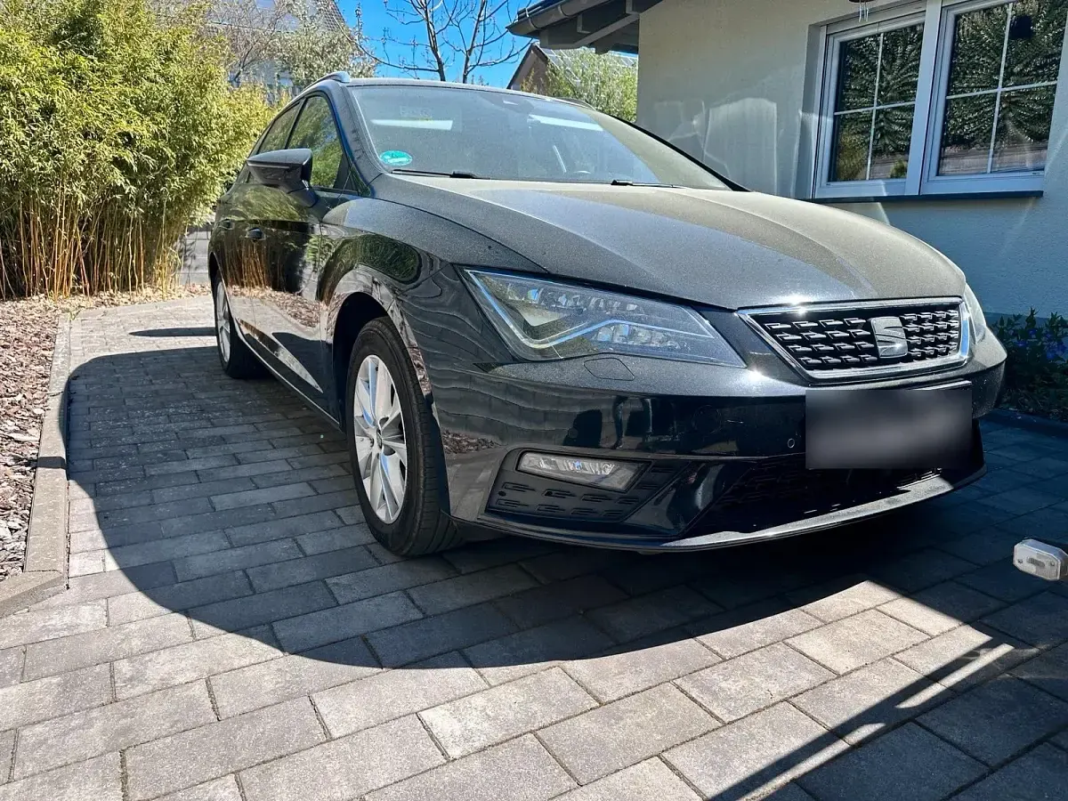 Second-hand Seat Leon ST 116 CP (85 kW) 2018 Negru Break