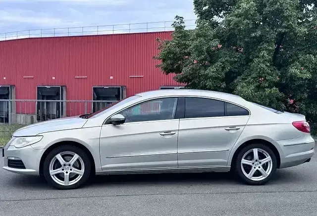 Gebraucht VW Passat 200 PS (147 kW) 2009 Gold Coupé