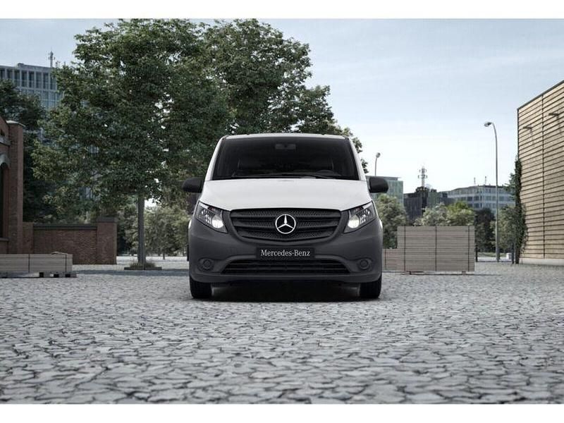 Gebraucht Mercedes Vito 163 PS (119 kW) 2021 Weiss arktikweiß Van
