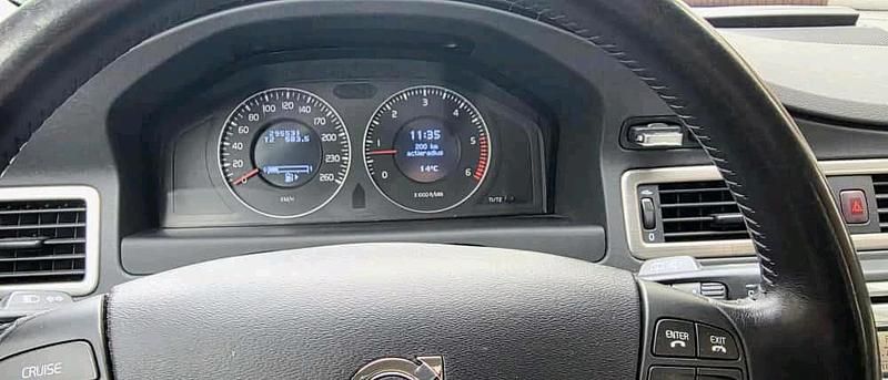 Gebraucht Volvo V70 163 PS (119 kW) 2008 Blau Kombi