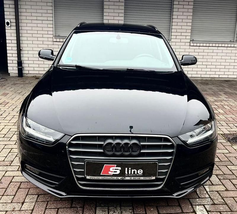 Gebraucht Audi A4 Attraction 170 PS (125 kW) 2012 Schwarz Kombi