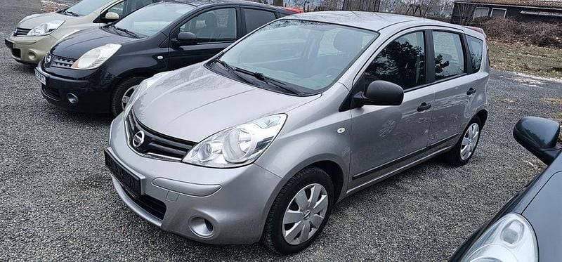 Gebraucht Nissan Note Visia 88 PS (64 kW) 2010 Silber Kleinwagen